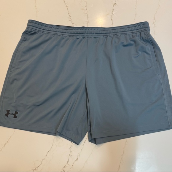 Under Armour Men's Gray Shorts size 3XL - Picture 1 of 6